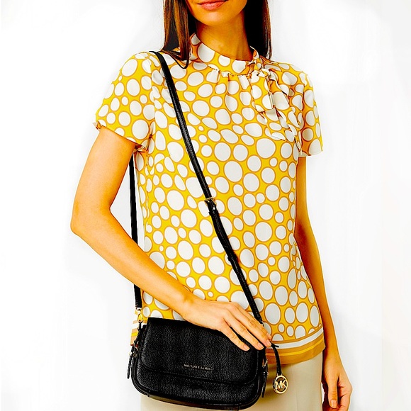 MICHAEL Michael Kors Black Bedford Legacy Leather Flap Crossbody. - Picture 8 of 9